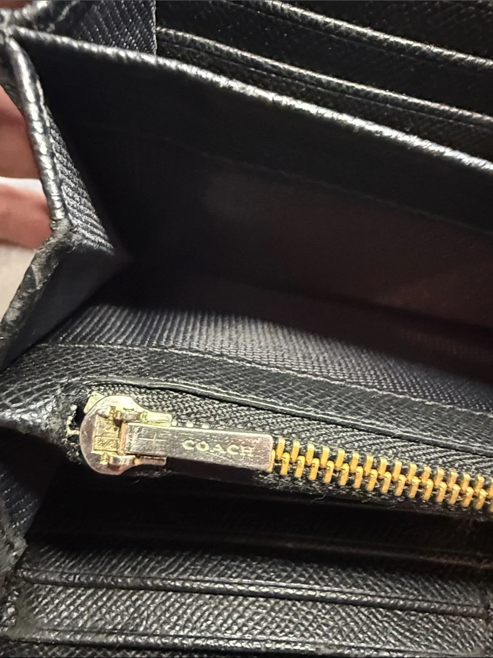 Coach Tan Black Leather Zip Wallet with Logo Plaque